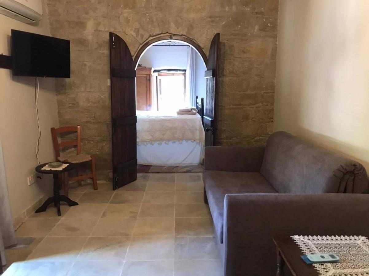Vasilopoulos House Tochni Exterior foto